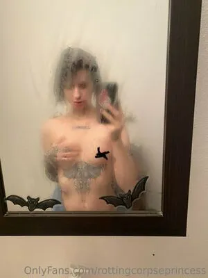 Rottingcorpseprincess OnlyFans Leaked Free Thumbnail Picture - #yCHNd2ncef