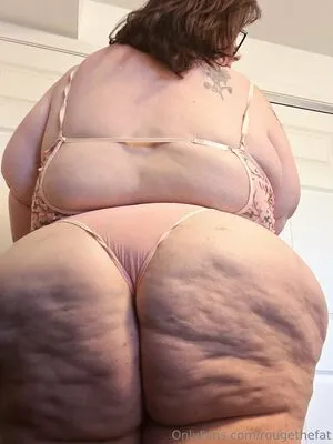Rougethefat OnlyFans Leaked Free Thumbnail Picture - #AarKh5YaA5