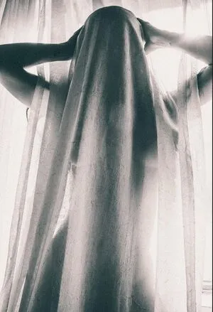 Roustan Body Painting OnlyFans Leaked Free Thumbnail Picture - #wtuoFRLKSU