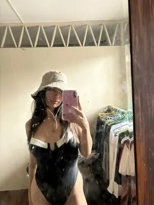Rovmiranda OnlyFans Leaked Free Thumbnail Picture - #xjnOYi8nt2