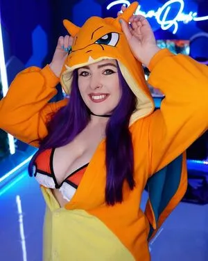 Row Queenie OnlyFans Leaked Free Thumbnail Picture - #9LFseiBcB5