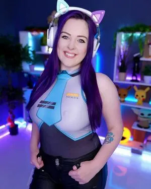 Row Queenie OnlyFans Leaked Free Thumbnail Picture - #wwvUOyo6rU