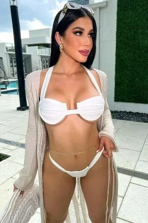 Roxana Ventura OnlyFans Leaked Free Thumbnail Picture - #1xBN1sE0KO