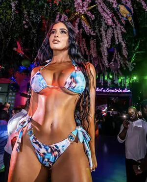 Roxana Ventura OnlyFans Leaked Free Thumbnail Picture - #1yhe9ESDV0