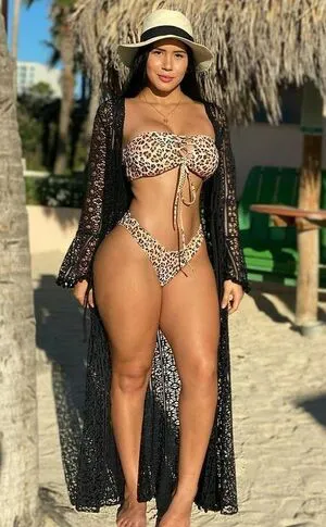 Roxana Ventura OnlyFans Leaked Free Thumbnail Picture - #48Czhihf3s