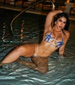 Roxana Ventura OnlyFans Leaked Free Thumbnail Picture - #4ALAfg1qi0