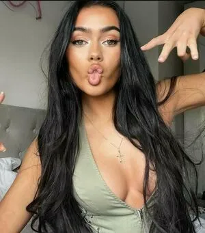 Roxanarosuu OnlyFans Leaked Free Thumbnail Picture - #KW94t4vHOY