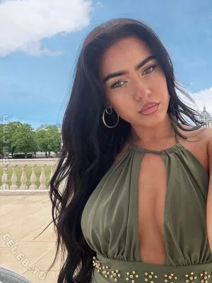 Roxanarosuu OnlyFans Leaked Free Thumbnail Picture - #W36YeRnNq3