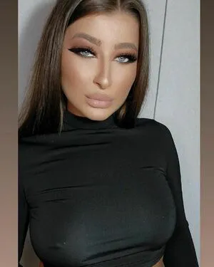 Roxanasilvanasandu OnlyFans Leaked Free Thumbnail Picture - #r0NuOsj9sM