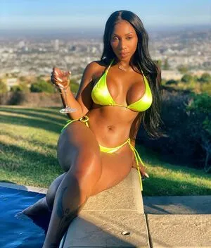 Roxanne Brown OnlyFans Leaked Free Thumbnail Picture - #xA2UrN4c0n