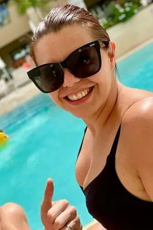 Roxanne Hoyle OnlyFans Leaked Free Thumbnail Picture - #5CmOtFpdyo