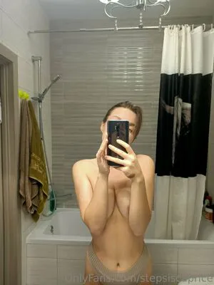 Roxanne Moore OnlyFans Leaked Free Thumbnail Picture - #xp9CHUbOgf