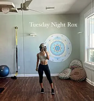 Roxanne Perez OnlyFans Leaked Free Thumbnail Picture - #b9KwpdVWa0