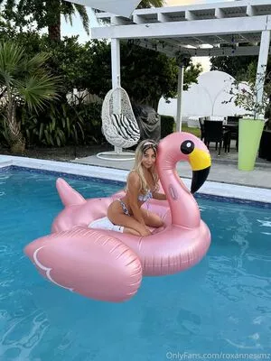 Roxannesimz OnlyFans Leaked Free Thumbnail Picture - #1Ftsnj1ZRU