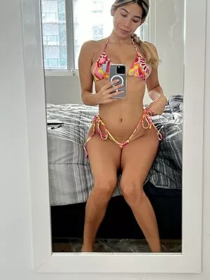 Roxannesimz OnlyFans Leaked Free Thumbnail Picture - #dEoExlm7qS