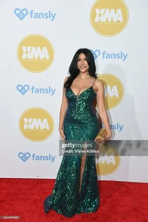 Roxie Sinner OnlyFans Leaked Free Thumbnail Picture - #bycRbrakm1