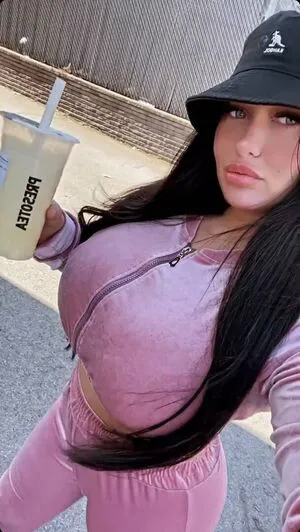 Roxnour OnlyFans Leaked Free Thumbnail Picture - #fShFQqA5Nf