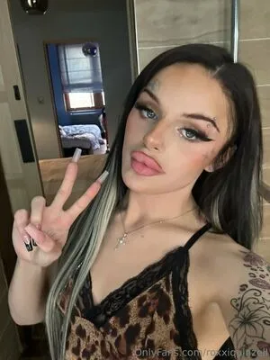 Roxxiquinzell OnlyFans Leaked Free Thumbnail Picture - #Yd0G0R3GdB