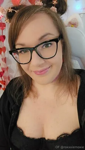 Roxxxiemoxie OnlyFans Leaked Free Thumbnail Picture - #M2xAGprCTy