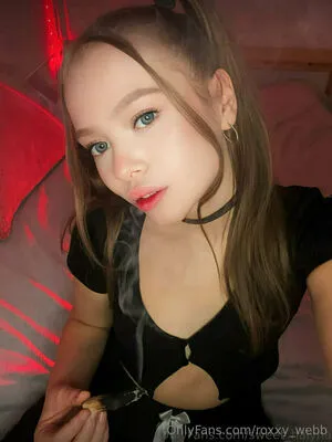 Roxxy Webb OnlyFans Leaked Free Thumbnail Picture - #7IUdVY38FR