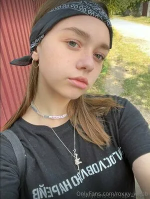 Roxxy Webb OnlyFans Leaked Free Thumbnail Picture - #X8E2fV5iBS