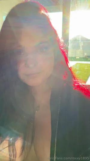 Roxxy1895 OnlyFans Leaked Free Thumbnail Picture - #aUbWz1WTx2