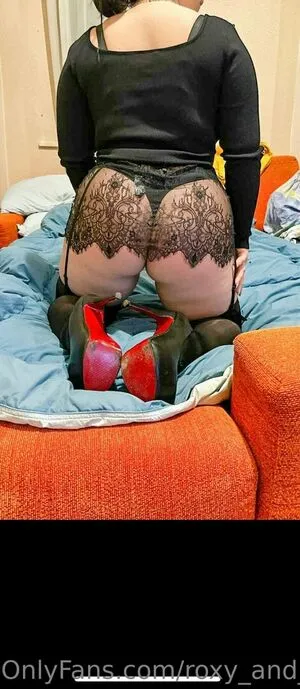 Roxy And George OnlyFans Leaked Free Thumbnail Picture - #wgsXhuB3Gn