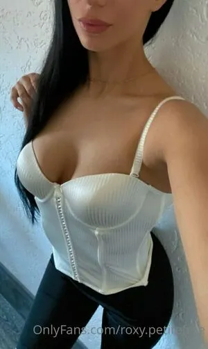 Roxy Petitefree OnlyFans Leaked Free Thumbnail Picture - #nhfGjwGrx5