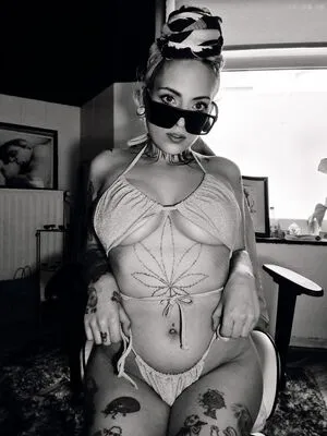 Roxy Wayne OnlyFans Leaked Free Thumbnail Picture - #YXxP9zFadt