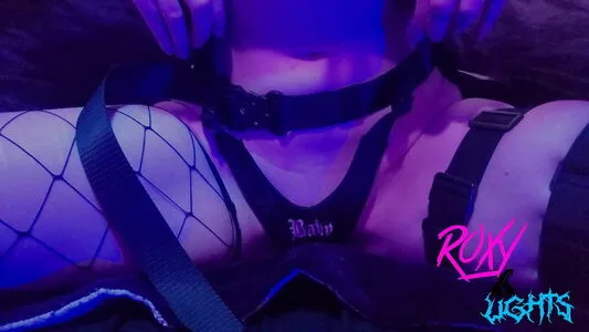 Roxylights OnlyFans Leaked Free Thumbnail Picture - #2ayH7B9a64