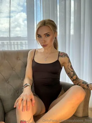 Roxyloove Free OnlyFans Leaked Free Thumbnail Picture - #4pnbdZIgRj