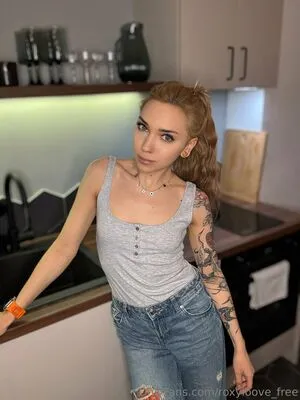 Roxyloove Free OnlyFans Leaked Free Thumbnail Picture - #9y9U95JlVx