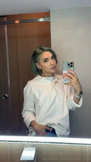 Roxyloove Free OnlyFans Leaked Free Thumbnail Picture - #wasfiRWLAm