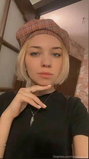 Roxyloove Vip OnlyFans Leaked Free Thumbnail Picture - #ixGx811O8D