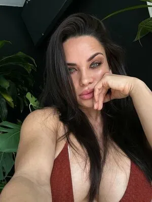 Roxyqueflexx OnlyFans Leaked Free Thumbnail Picture - #DYajawz4zy