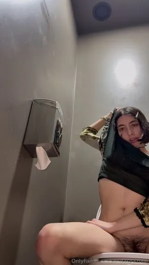Roxyrose777 OnlyFans Leaked Free Thumbnail Picture - #xv4wmzhajJ