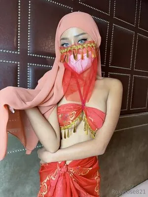 Roxyrose821free OnlyFans Leaked Free Thumbnail Picture - #ARgSQUOx34