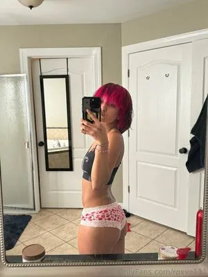 Roxyz111 OnlyFans Leaked Free Thumbnail Picture - #lJcmwDe7t0