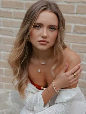 Roza Tomkiewicz OnlyFans Leaked Free Thumbnail Picture - #CtazSEG9Yv