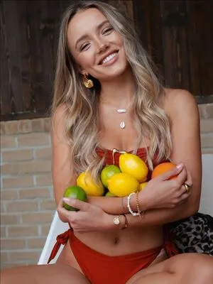 Roza Tomkiewicz OnlyFans Leaked Free Thumbnail Picture - #atOw5ZzzTI