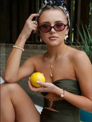 Roza Tomkiewicz OnlyFans Leaked Free Thumbnail Picture - #rbIDi70x3c