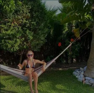 Roza Tomkiewicz OnlyFans Leaked Free Thumbnail Picture - #xf0Xeuq1Ro