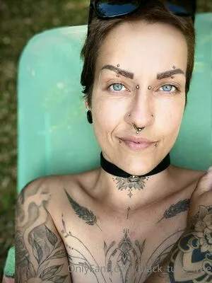 Rubber Tulip OnlyFans Leaked Free Thumbnail Picture - #e8nhefBDHe