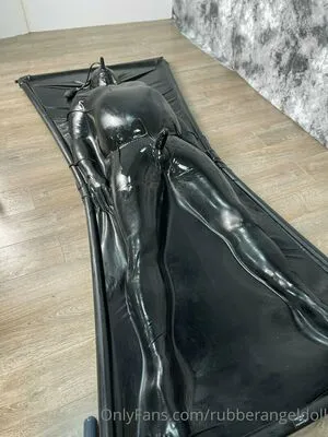 Rubberangeldoll OnlyFans Leaked Free Thumbnail Picture - #17EqzEk0ey