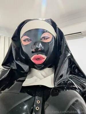 Rubberbuns OnlyFans Leaked Free Thumbnail Picture - #403x5m33VP