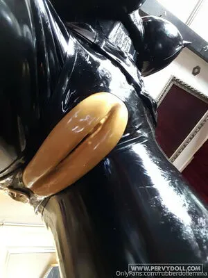 Rubberdollemma OnlyFans Leaked Free Thumbnail Picture - #0NX6SC1tgh