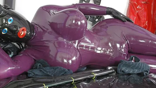 Rubberdollemma OnlyFans Leaked Free Thumbnail Picture - #9ASWL3Ja3Y