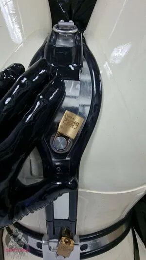 Rubberdollemma OnlyFans Leaked Free Thumbnail Picture - #kBDzqXhWUA