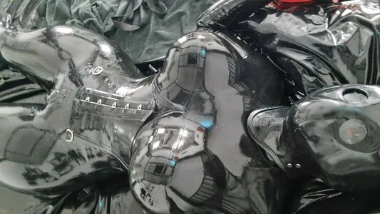 Rubberdollemma OnlyFans Leaked Free Thumbnail Picture - #kr3quf82s6