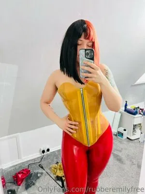 Rubberemilyfree OnlyFans Leaked Free Thumbnail Picture - #qaoKflQAXy